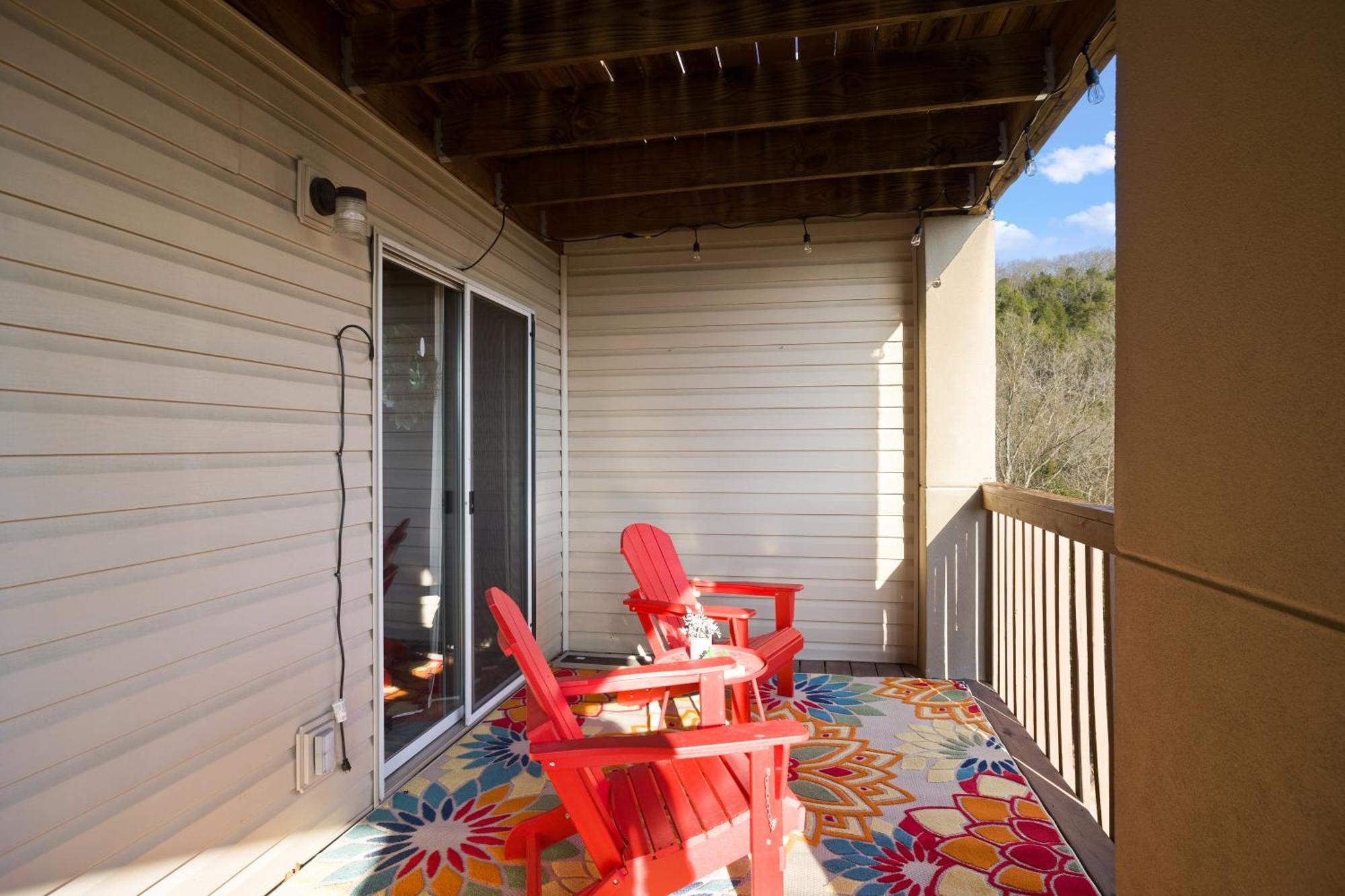 Walk-In, No Stairs Condo, Pets Welcome, 4 Mins To Silver Dollar City, 14 Mins To Ball Park Of America, Amazing Ozark Mountian Views Брэнсон Экстерьер фото